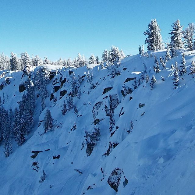 @jasonbluetahoe snapped this shot of Huckleberry Canyon, one of our 5 amazing Backcountry Gates.  This month we are honored ot be hosting our first ever event in Huckleberry, a 2* FWQ Event also known as The Huck Cup!